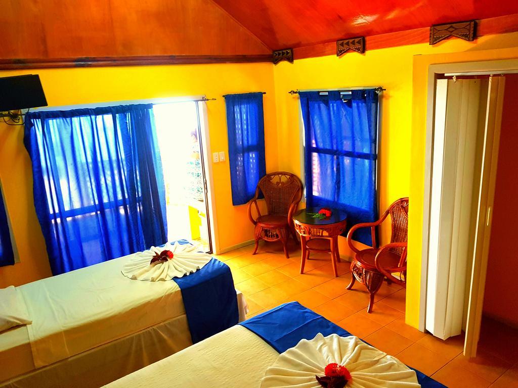 Le Uaina Beach Resort Faleapuna Ruang foto